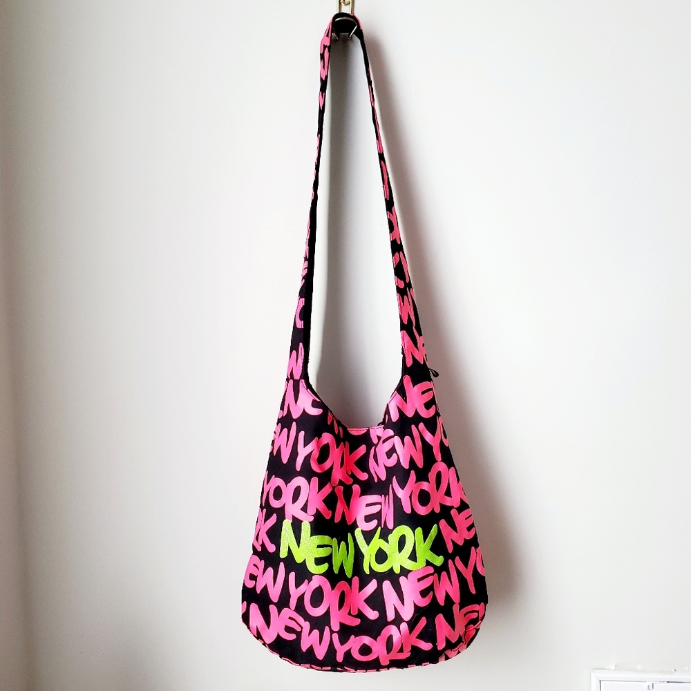 Robin Ruth • New York Crossbody